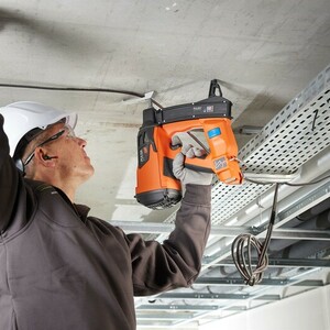 Nouveau cloueur autonome multi-matériaux spécial électriciens P27E 10.jpg