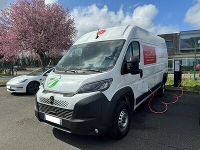 Dernier né de la flotte ECOFIX, le e-Jumper 100 % électrique !